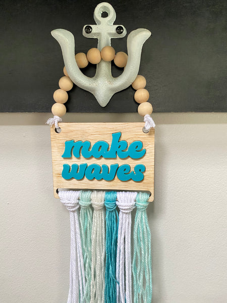 Make Waves hanger