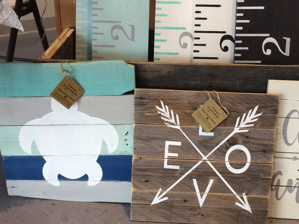 Sea turtle pallet wood sign, chalk paint, beach coastal decor, reclaimed handmade