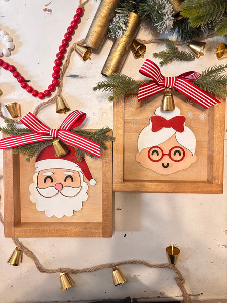 Santa and Mrs. Claus frame