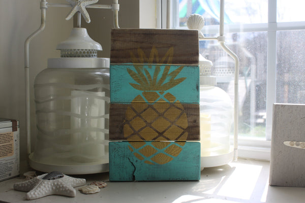 pineapple sign, summer decor, beach house decor,  beach wall art, island living, pineapple decor, gallery wall art, sign art, aloha sign