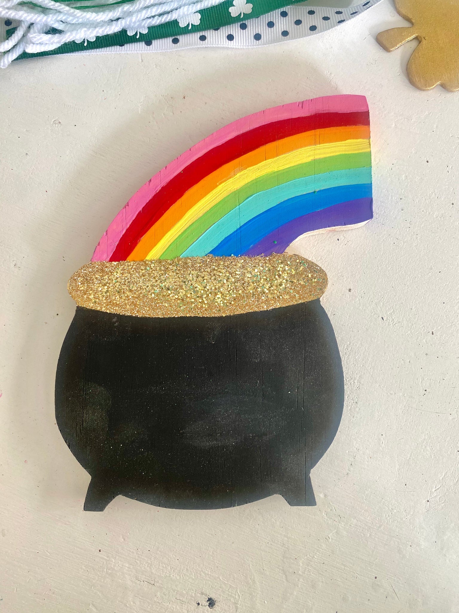 Rainbow pot of gold