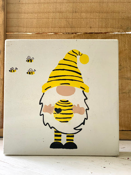 Honey Bee Décor