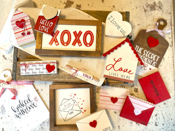 Valentine’s Day tiered tray signs