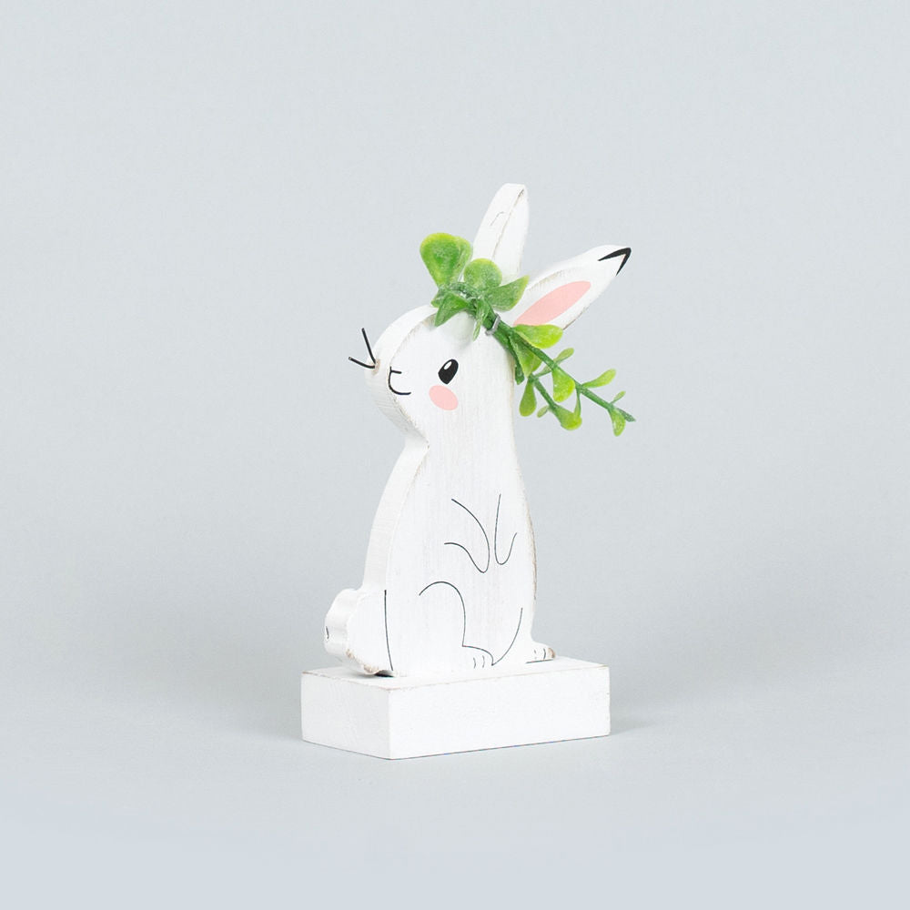 Crowned bunny